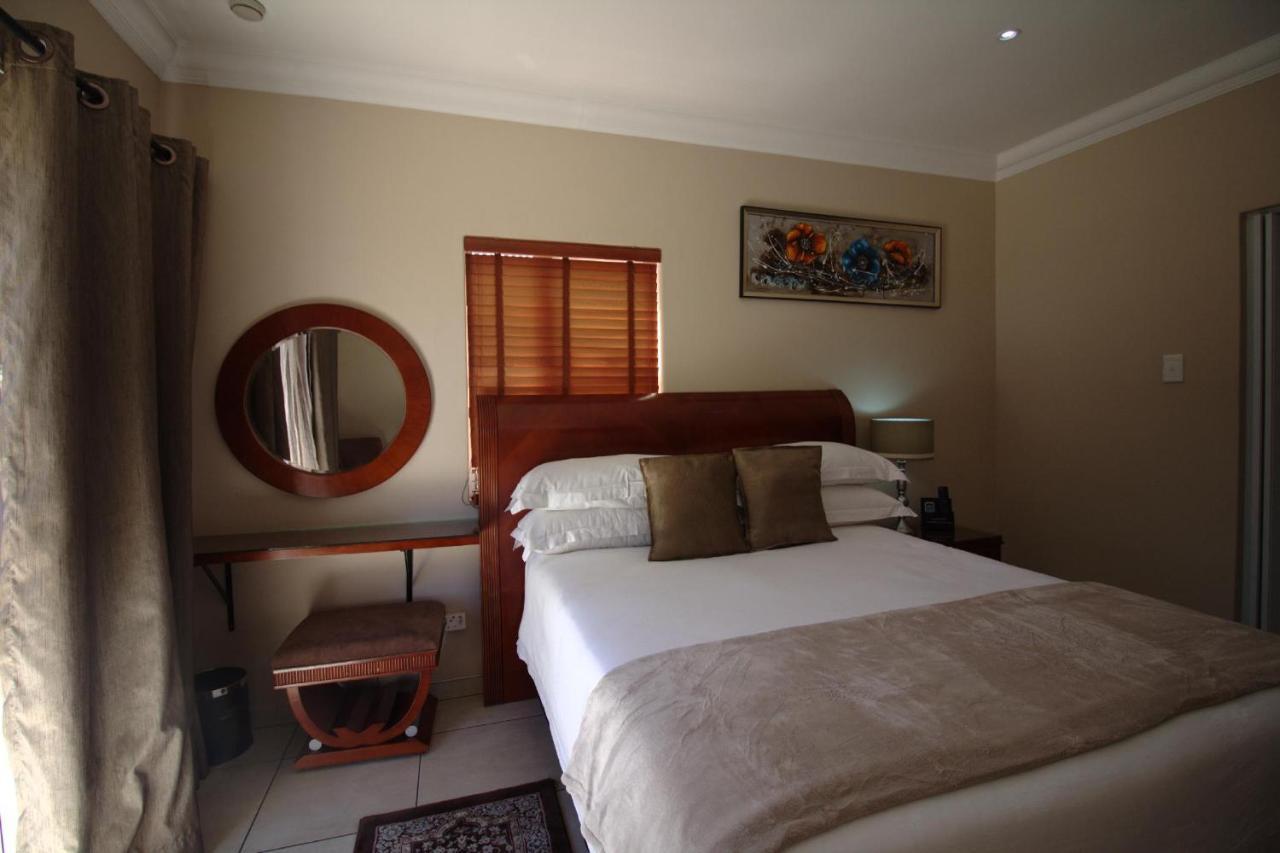 Lakeview Boutique Hotel & Conference Center Benoni Exterior foto